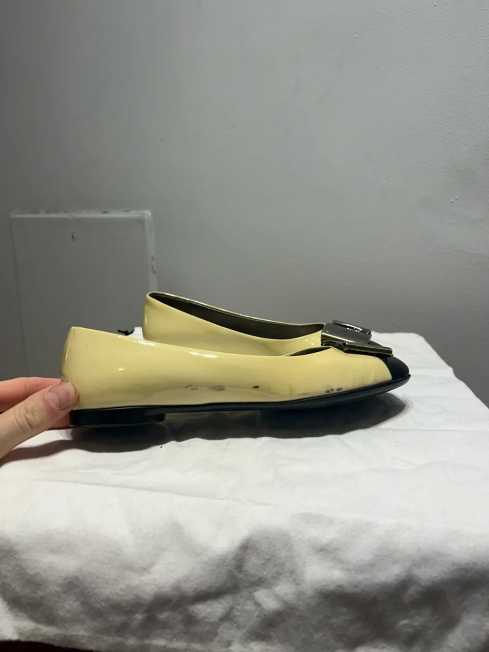 Ferragamo Ballet Flats Vara Bow Logo Hardware Size 9.5-10 US / 40-41 EU - Picture 6 of 16